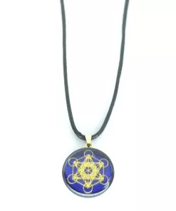 Pendentif artisanale cube de métatron fond bleu / yin yang