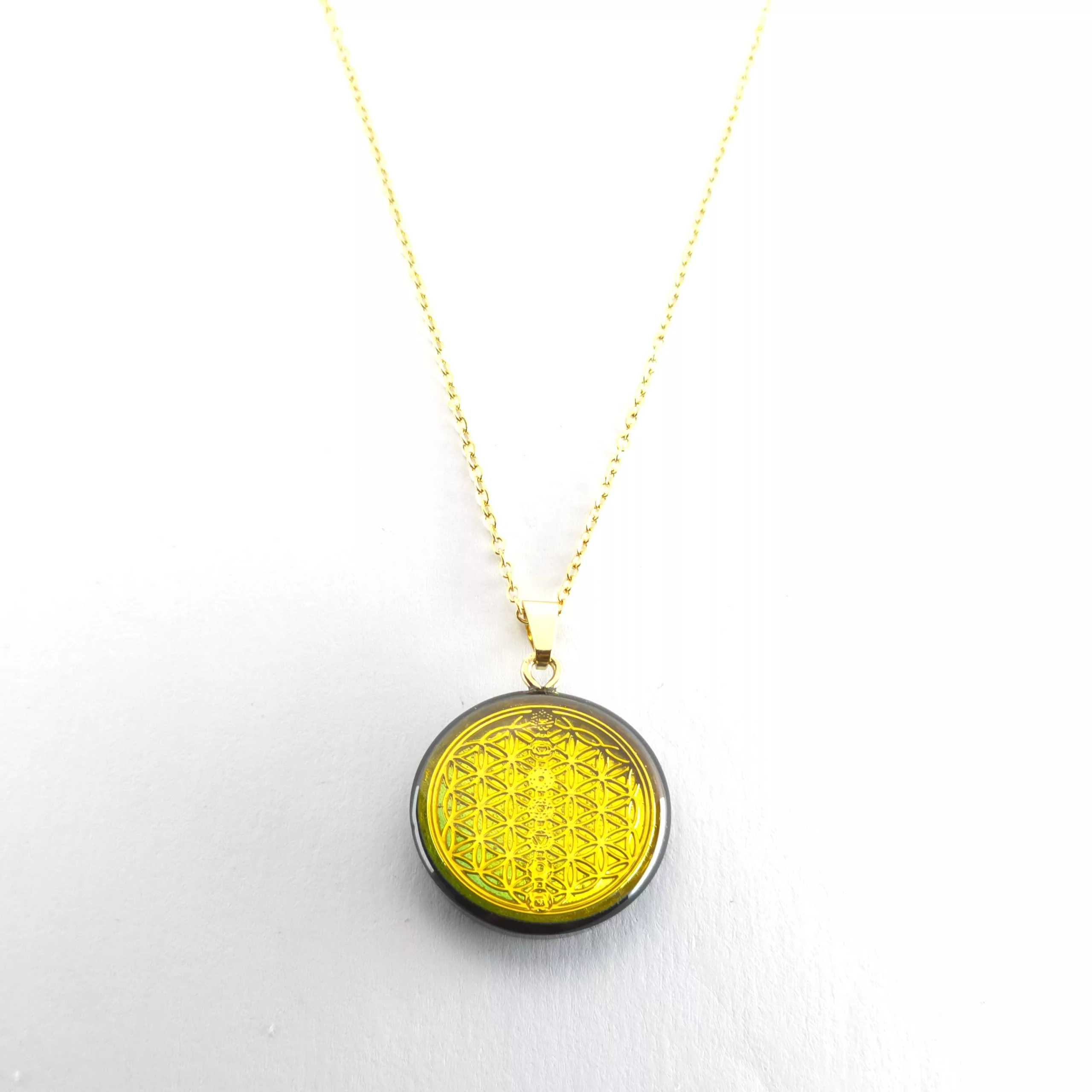 Pendentif fleur de vie 7 chakras artisanale avec chaine