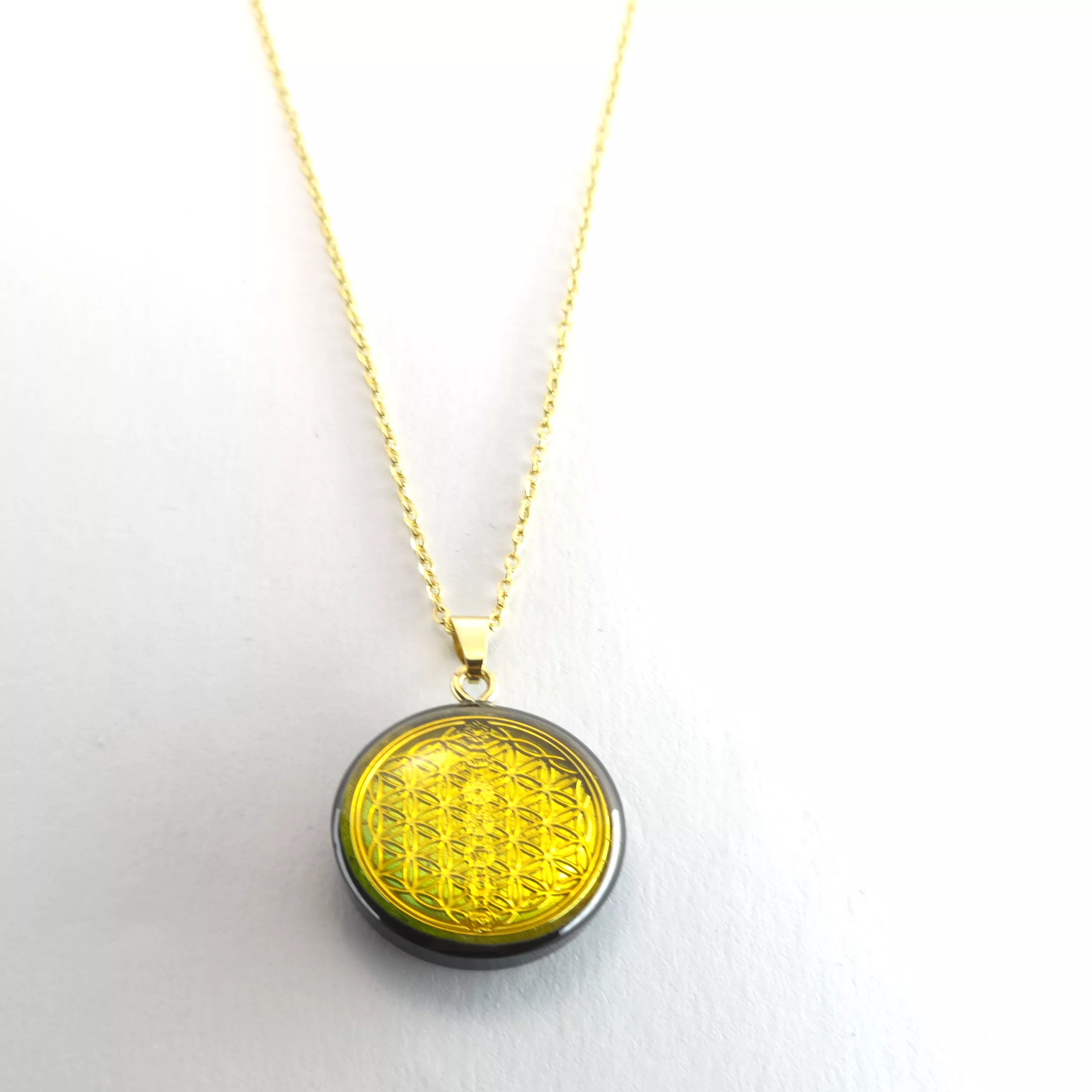 Pendentif fleur de vie 7 chakras artisanale avec chaine